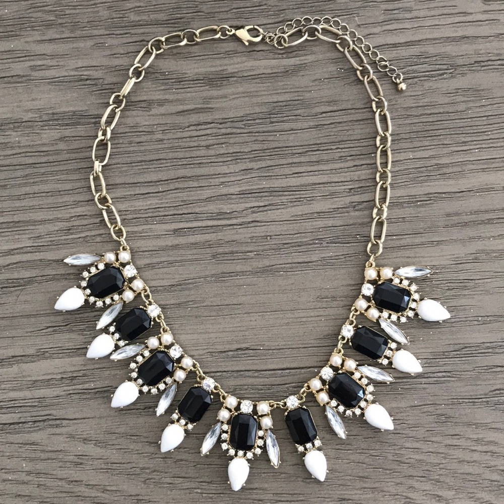 Jeweled necklace